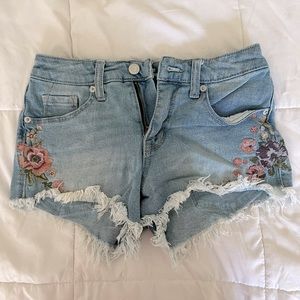 Floral embroidery- light wash jean shorts